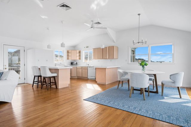 654A Dune Road, Westhampton Dunes, NY 11978