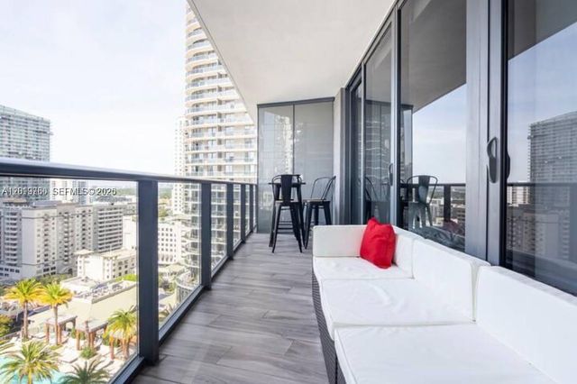 801 S Miami Ave 1703, Miami, FL 33130