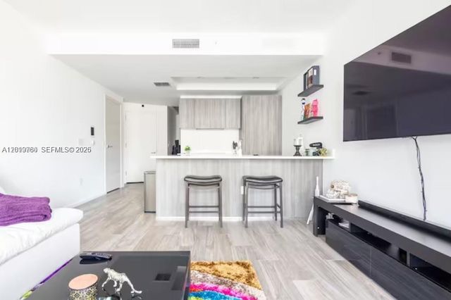 801 S Miami Ave 1703, Miami, FL 33130