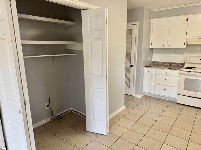 228 Greenridge Drive, Moore, SC 29369