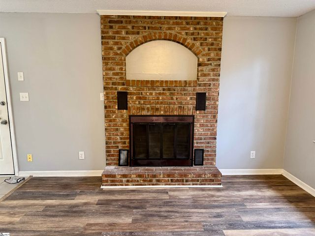 228 Greenridge Drive, Moore, SC 29369