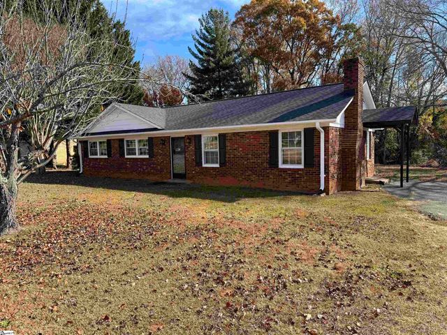 228 Greenridge Drive, Moore, SC 29369