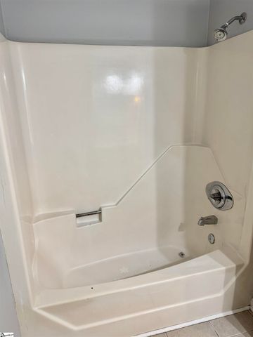 228 Greenridge Drive, Moore, SC 29369