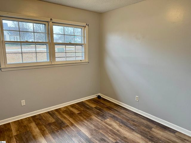 228 Greenridge Drive, Moore, SC 29369