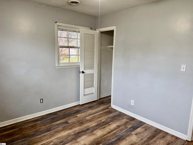 228 Greenridge Drive, Moore, SC 29369