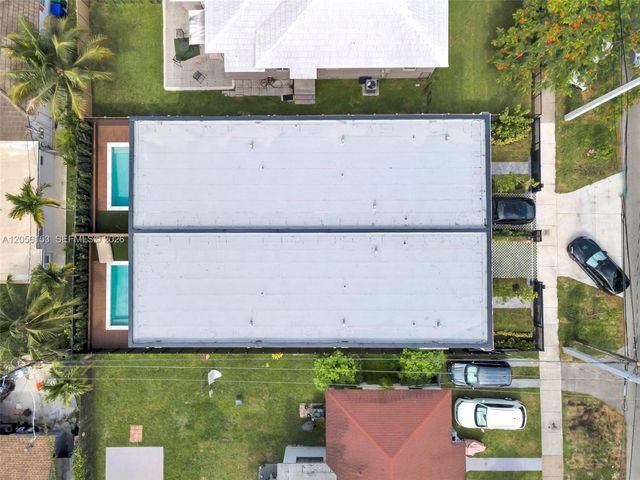 3011 SW 27th St 1, Miami, FL 33133