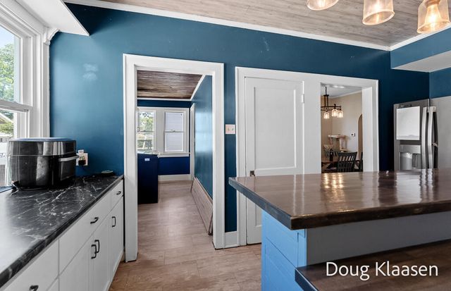 67 W 18th Street, Holland City, MI 49423
