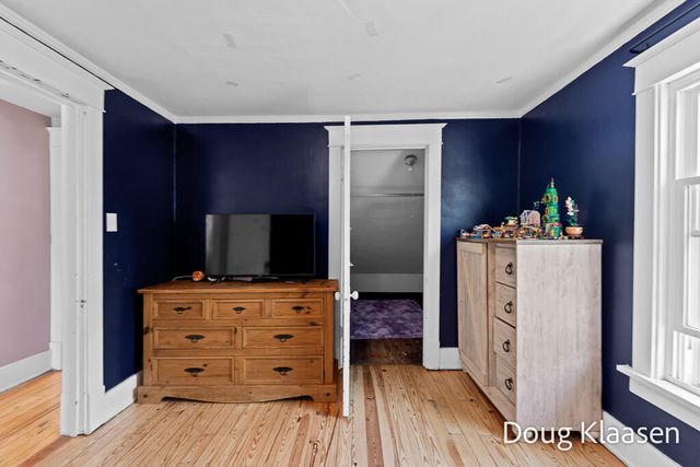 67 W 18th Street, Holland City, MI 49423