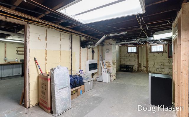 67 W 18th Street, Holland City, MI 49423