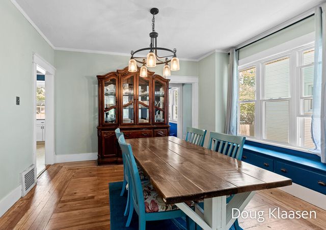 67 W 18th Street, Holland City, MI 49423