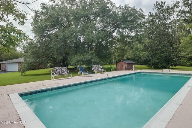 26109 Old Highway 49, Saucier, MS 39574