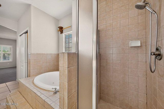 413 EMERALD SHORE Lane, El Paso, TX 79928