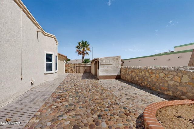 413 EMERALD SHORE Lane, El Paso, TX 79928