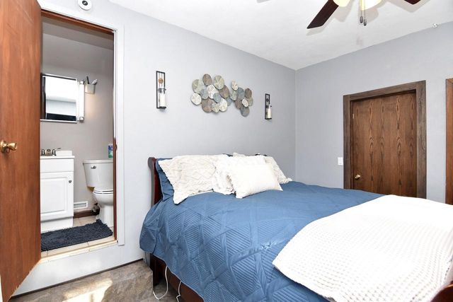 6800 243rd AVENUE, Salem, WI 53168