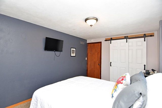 6800 243rd AVENUE, Salem, WI 53168