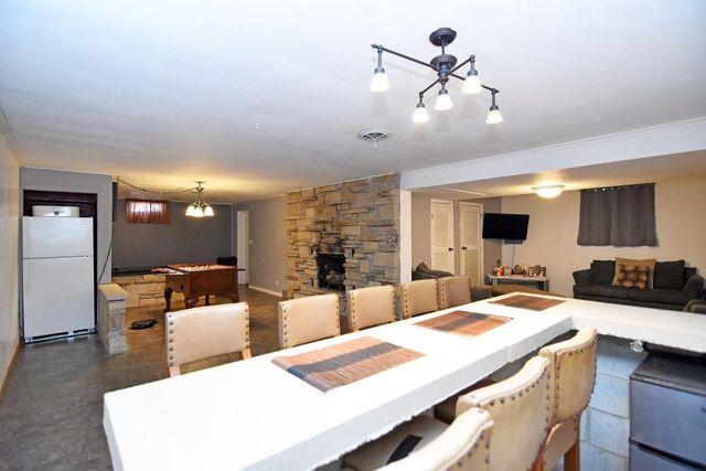 6800 243rd AVENUE, Salem, WI 53168