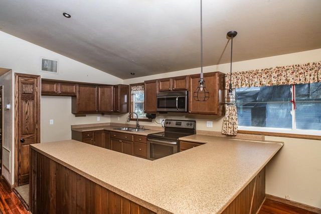 406 Cardinal Drive, Westfield, WI 53964