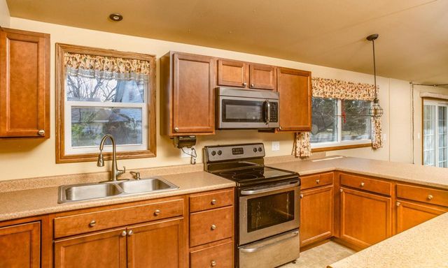 406 Cardinal Drive, Westfield, WI 53964