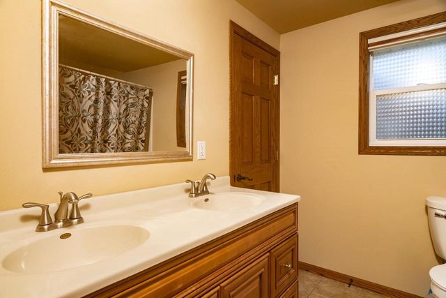406 Cardinal Drive, Westfield, WI 53964