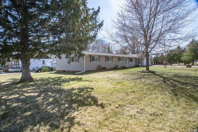 406 Cardinal Drive, Westfield, WI 53964