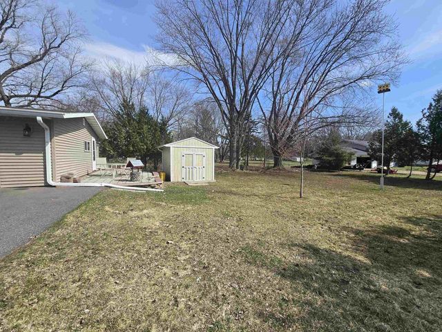 406 Cardinal Drive, Westfield, WI 53964