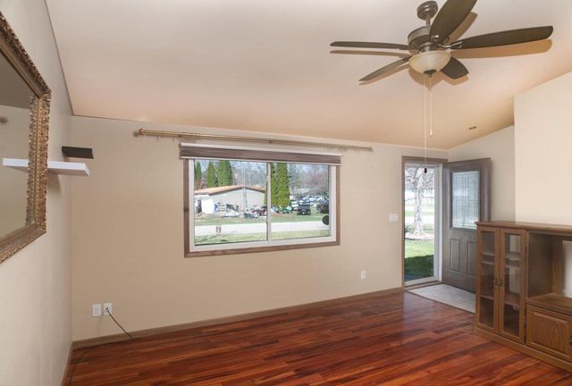 406 Cardinal Drive, Westfield, WI 53964