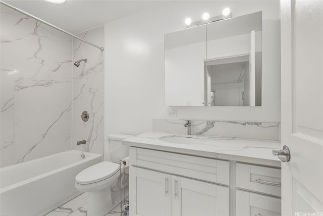 98-1038 Moanalua Road 7-105, Aiea, HI 96701