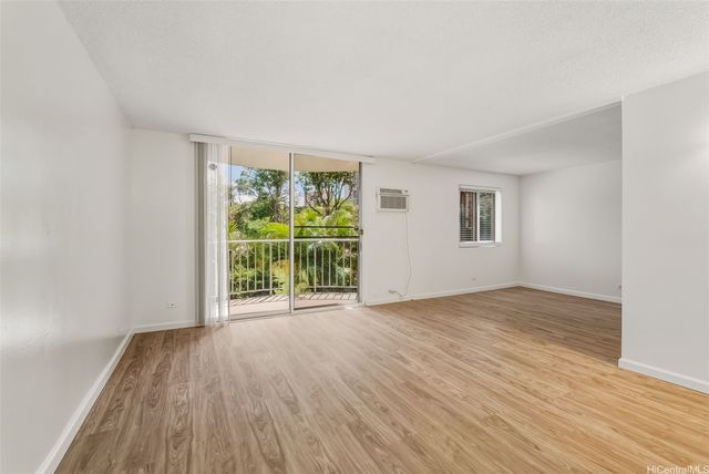 98-1038 Moanalua Road 7-105, Aiea, HI 96701