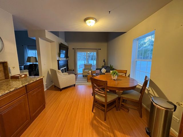 1267 Derby Lane, Mundelein, IL 60060