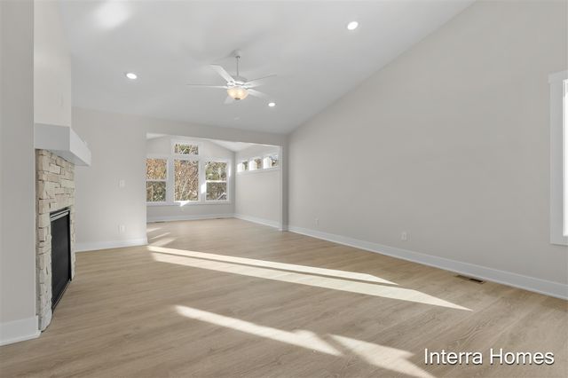 323 Hickory Valley Drive, Kalamazoo, MI 49009