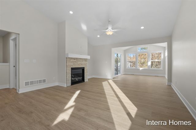 323 Hickory Valley Drive, Kalamazoo, MI 49009