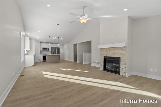 323 Hickory Valley Drive, Kalamazoo, MI 49009