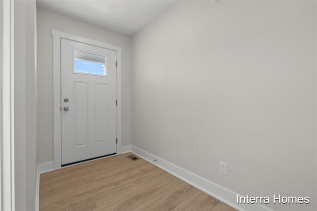 323 Hickory Valley Drive, Kalamazoo, MI 49009