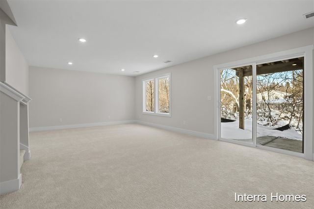 323 Hickory Valley Drive, Kalamazoo, MI 49009