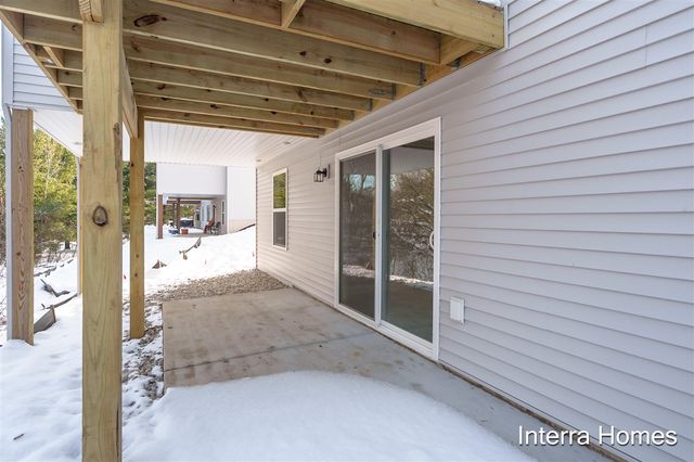 323 Hickory Valley Drive, Kalamazoo, MI 49009