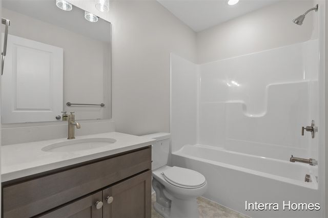 323 Hickory Valley Drive, Kalamazoo, MI 49009