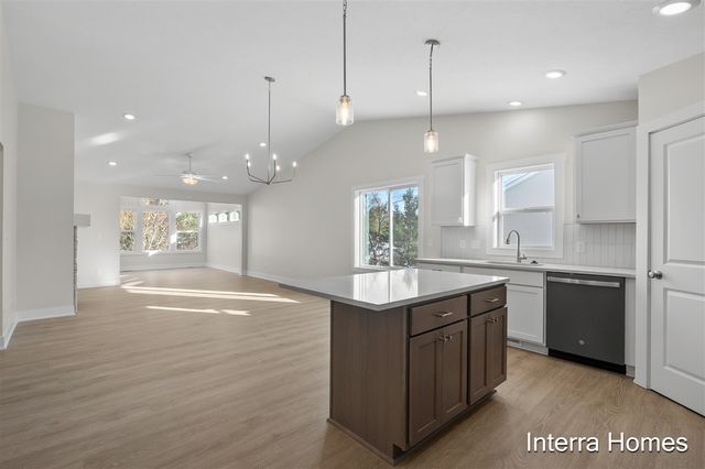 323 Hickory Valley Drive, Kalamazoo, MI 49009