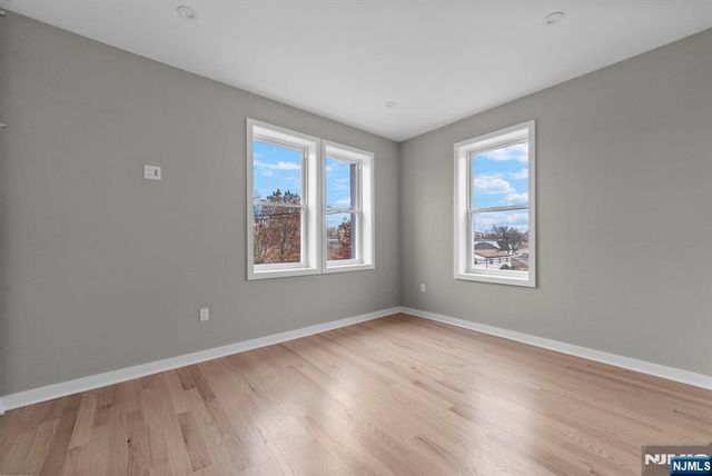 743 Kingsland Avenue, Ridgefield, NJ 07657