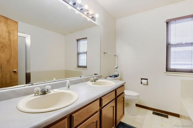 6254 Laguna Circle, Highlands Ranch, CO 80130