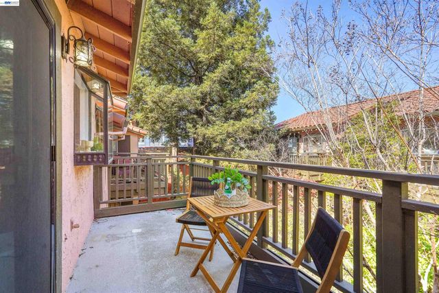 232 Race St, San Jose, CA 95126