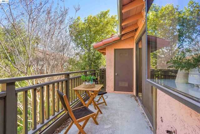 232 Race St, San Jose, CA 95126