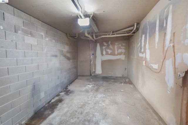 232 Race St, San Jose, CA 95126