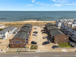 828 E Ocean View Ave Apt 1, Norfolk, VA 23503