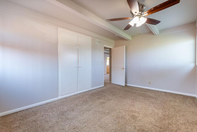 5852 N Haven Dr, North Highlands, CA 95660