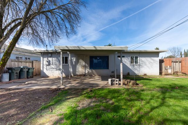 5852 N Haven Dr, North Highlands, CA 95660