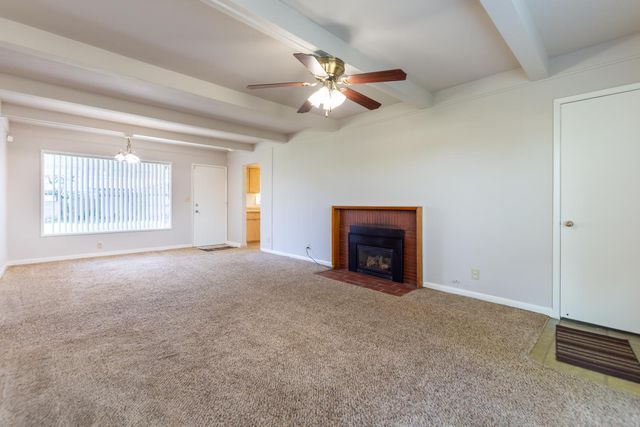 5852 N Haven Dr, North Highlands, CA 95660