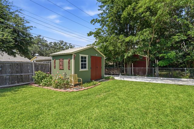 6370 Wilton Drive, Fort Worth, TX 76133