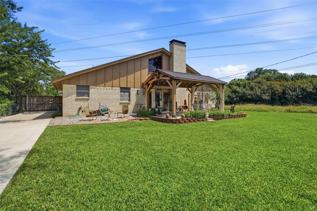 6370 Wilton Drive, Fort Worth, TX 76133