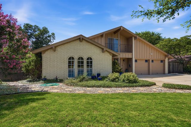 6370 Wilton Drive, Fort Worth, TX 76133