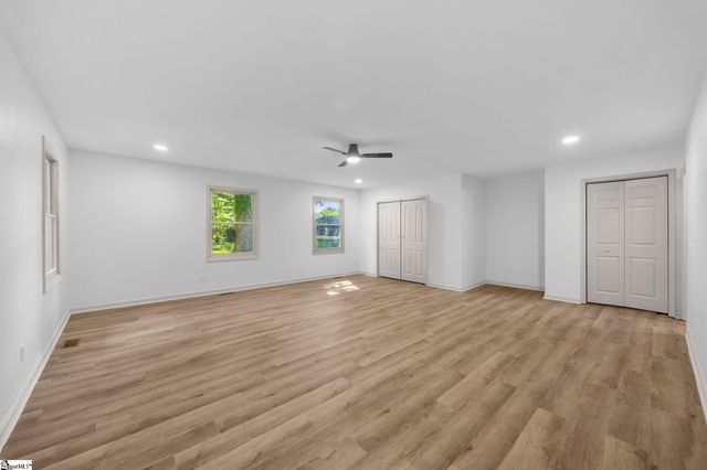 13 Bedford Lane, Taylors, SC 29687